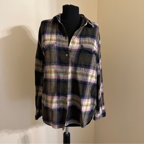 NWOT American Eagle Boyfriend Shirt - Picture 2 of 4